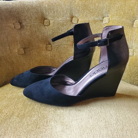 Moda Spana Wedge Heels - Picture 2 of 8